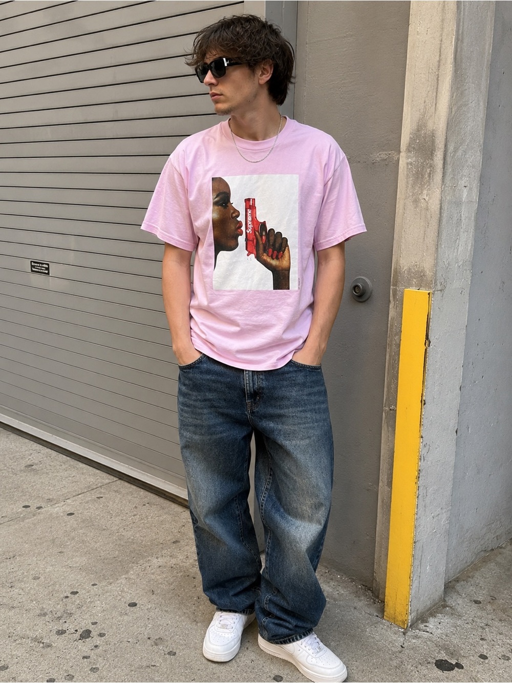 Supreme SS21 Water Pistol Graphic Tee Pink Medium Made USA
